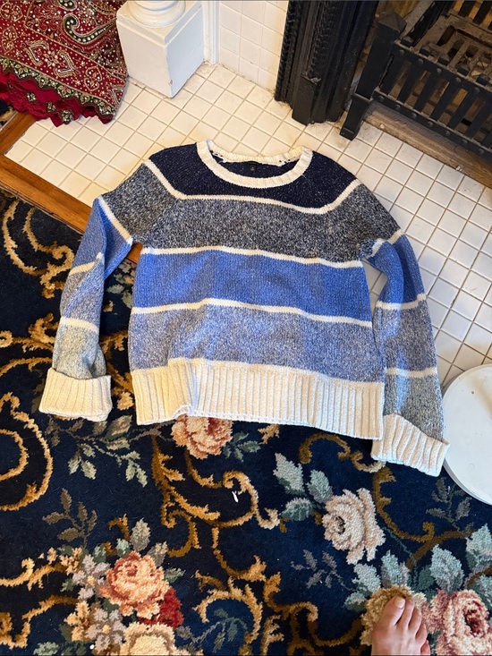 Talbots Sweaters - Talbots Crew Neck w/wide cuffs- worn twice. From the 2022 collection -retail 148